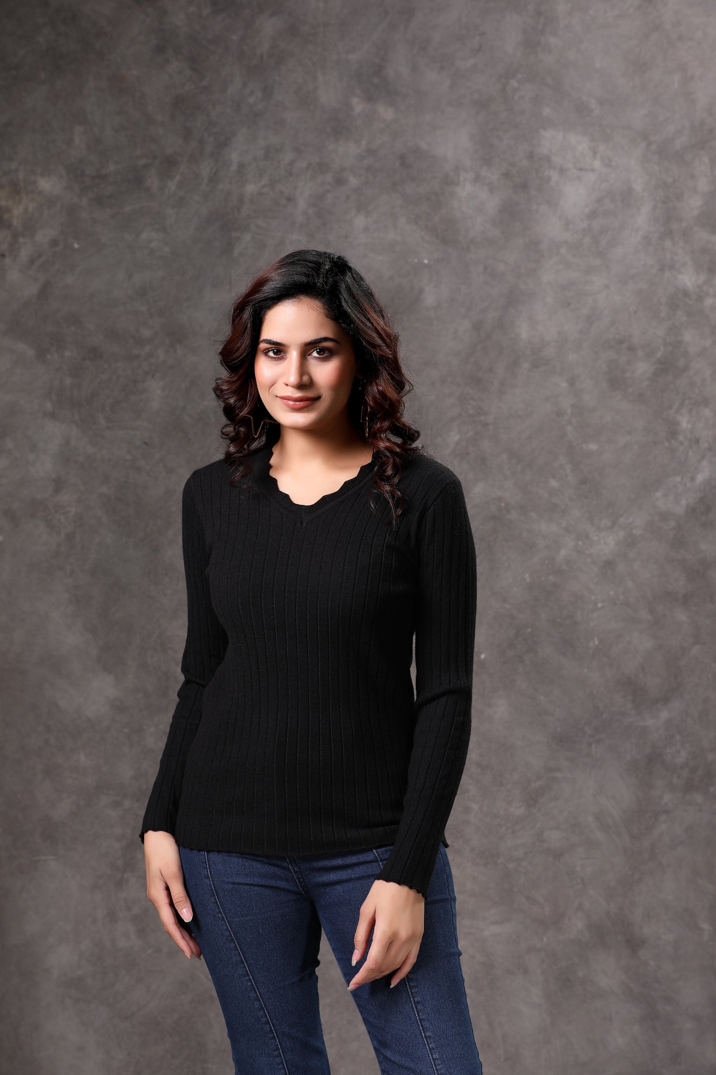 Women's Black V-Neck Full Sleeve Top